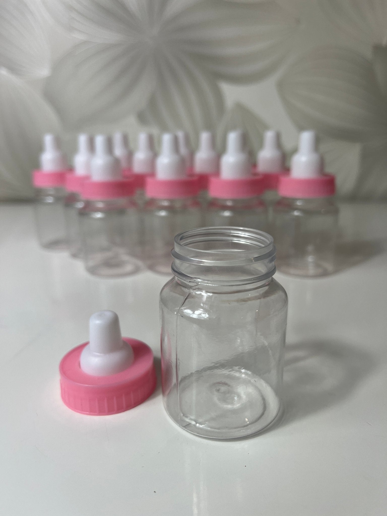 Mažų plastikinių buteliukų rinkinys (13 vnt.) - Daiktų atokvėpis