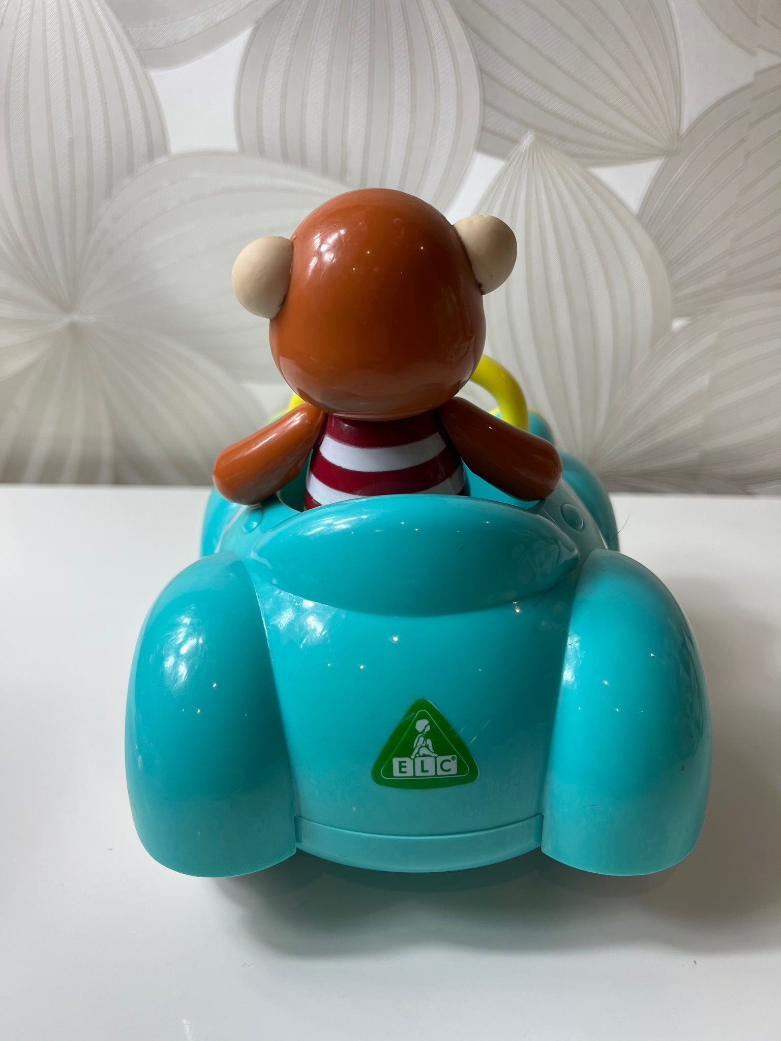 „Monkey in Car“ žaislas vaikams - Daiktų atokvėpis