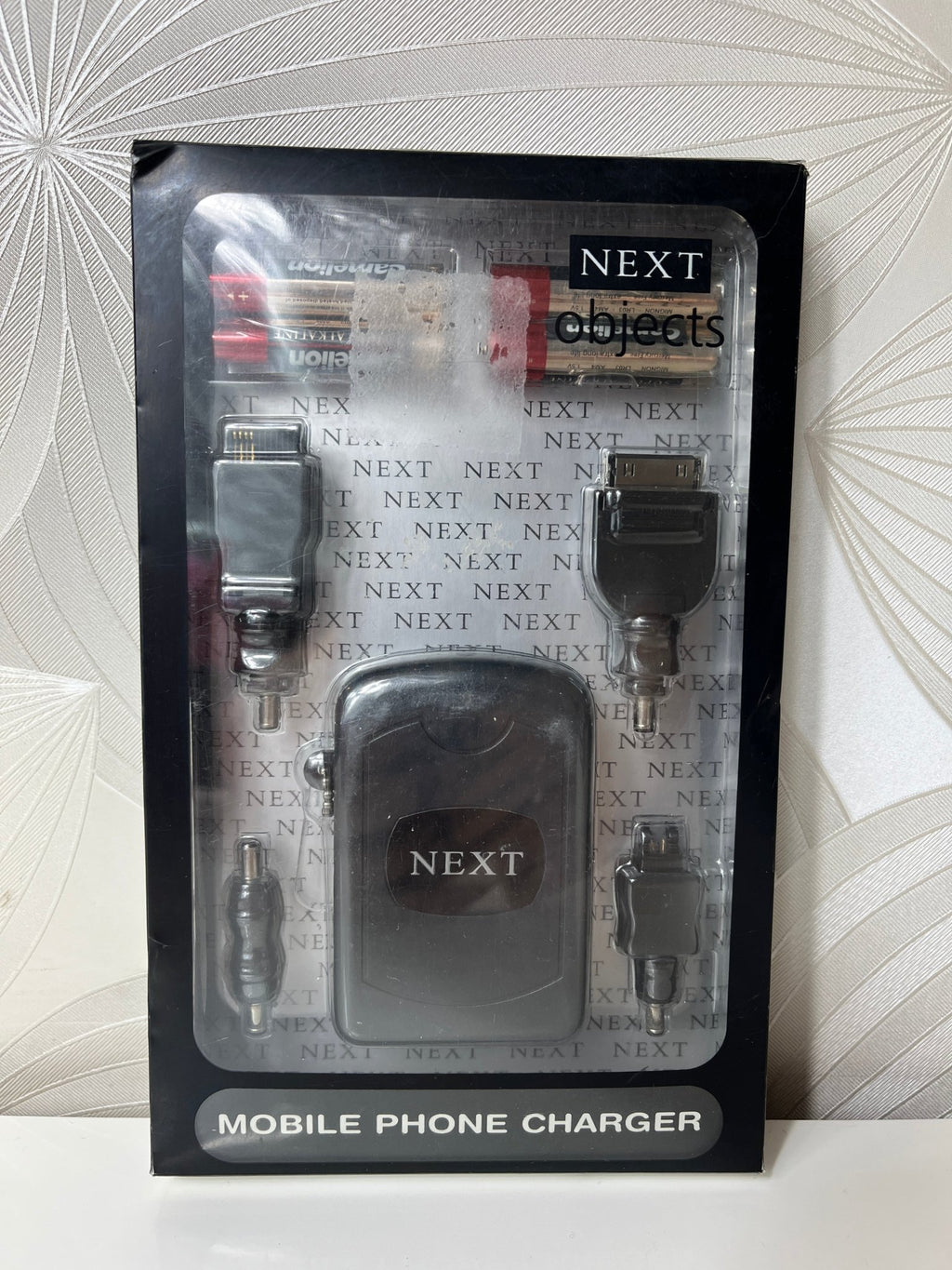 „NEXT“ senesnių telefonų įkroviklių rinkinys - Daiktų atokvėpis