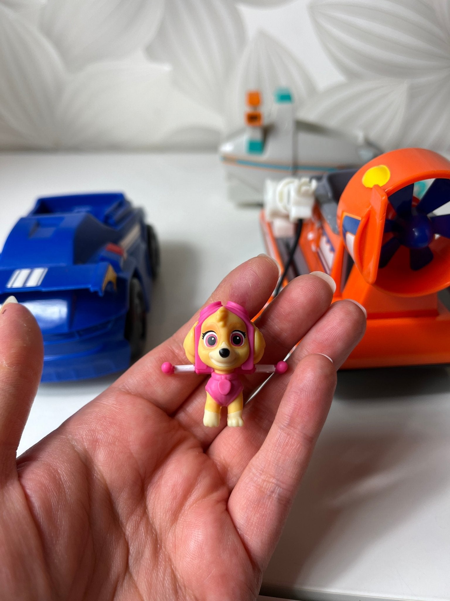 „Paw Patrol“ mašinų komplektas (3 vnt.) ir figūrėlė - Daiktų atokvėpis