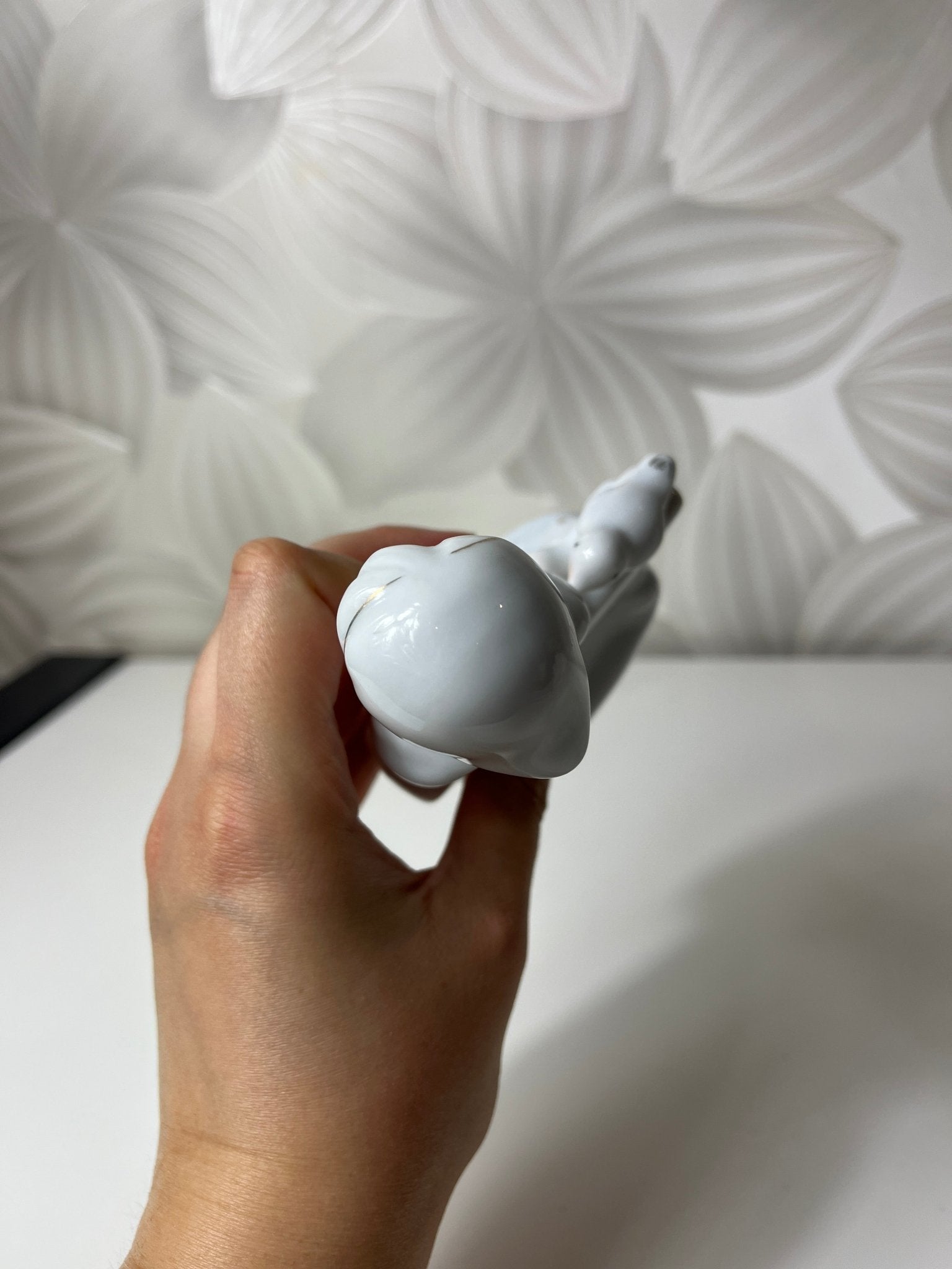 Porcelianinė figūrėlė su mergaite ir paukščiu - Daiktų atokvėpis