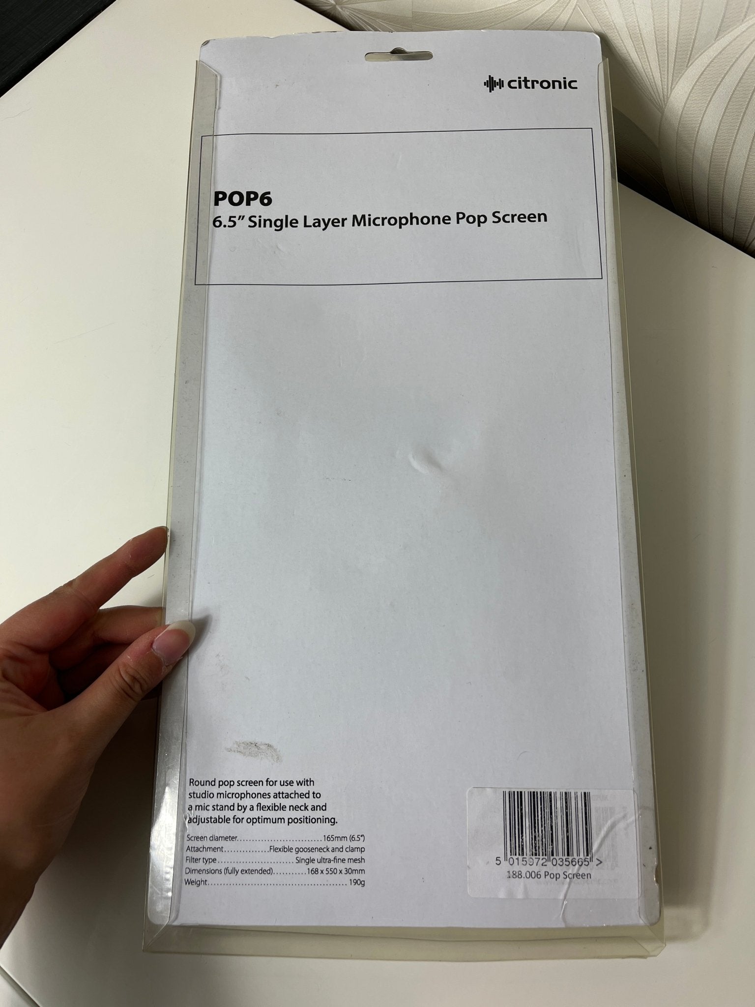 Primontuojama apsauga mikrofonui - Daiktų atokvėpis