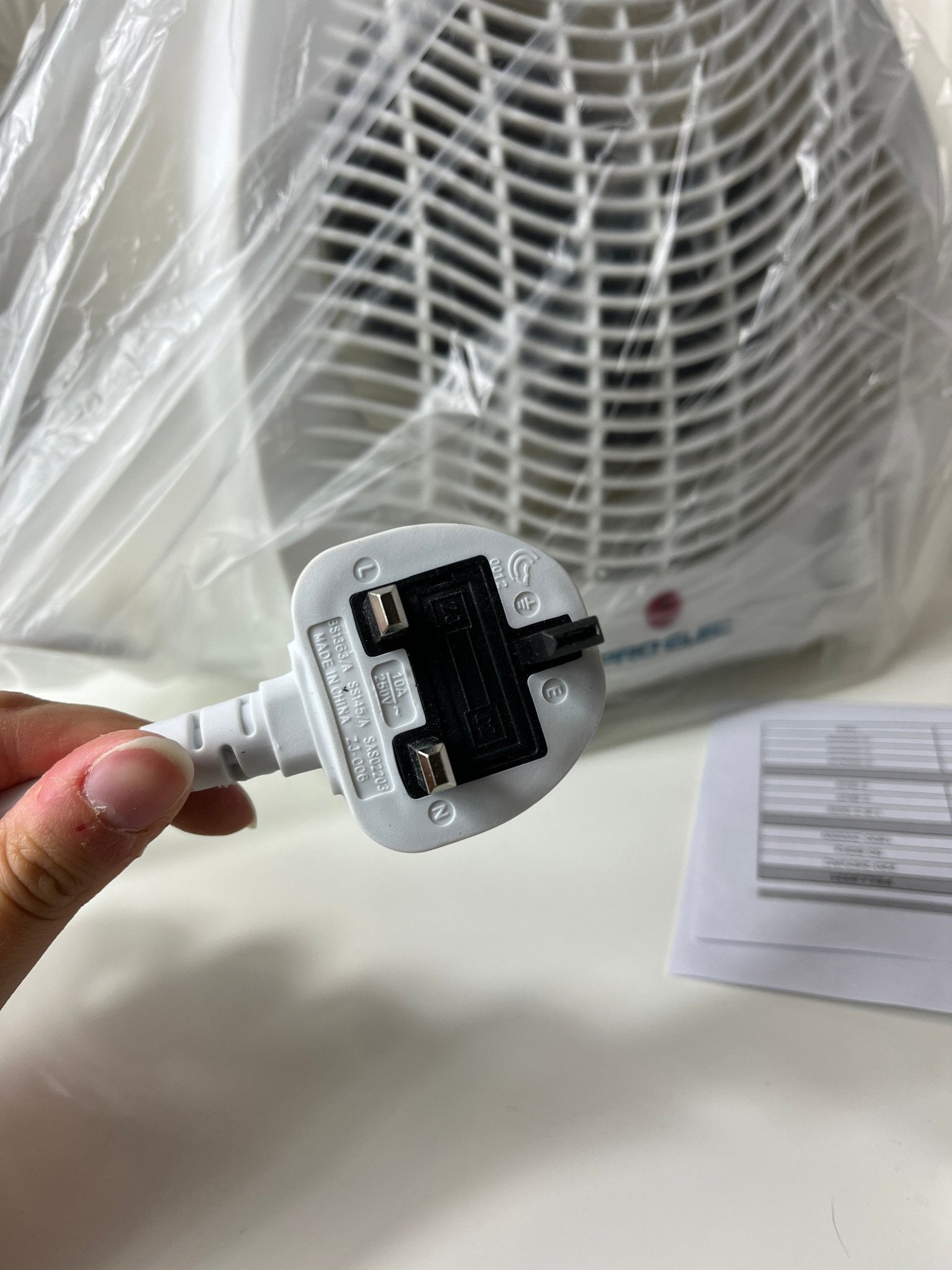„Pro - Elec“ elektrinis šildytuvas - Daiktų atokvėpis
