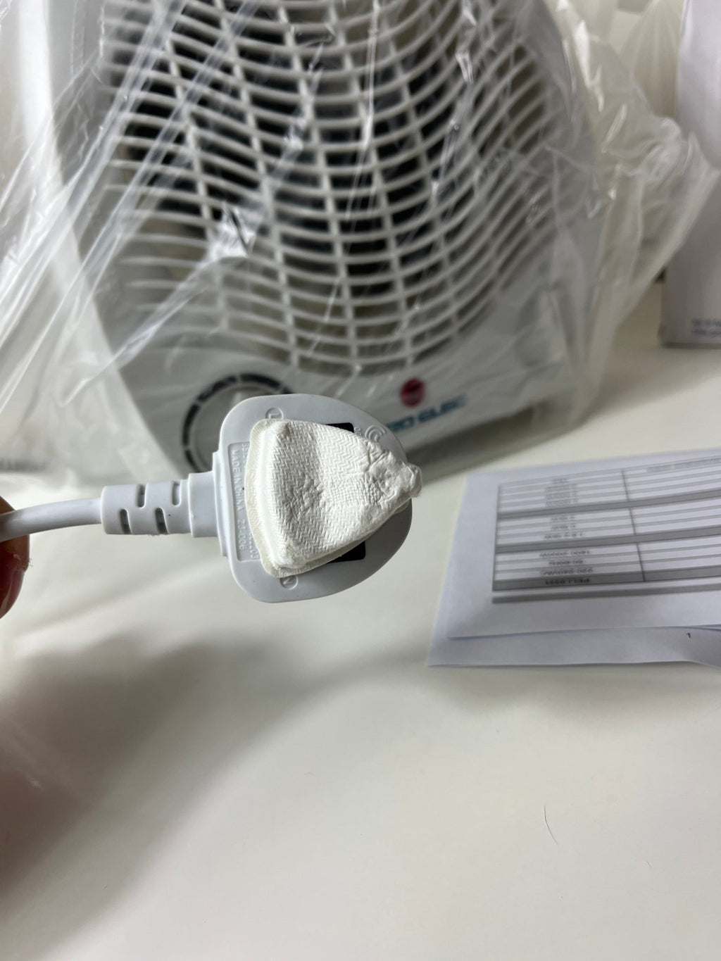 „Pro - Elec“ elektrinis šildytuvas - Daiktų atokvėpis