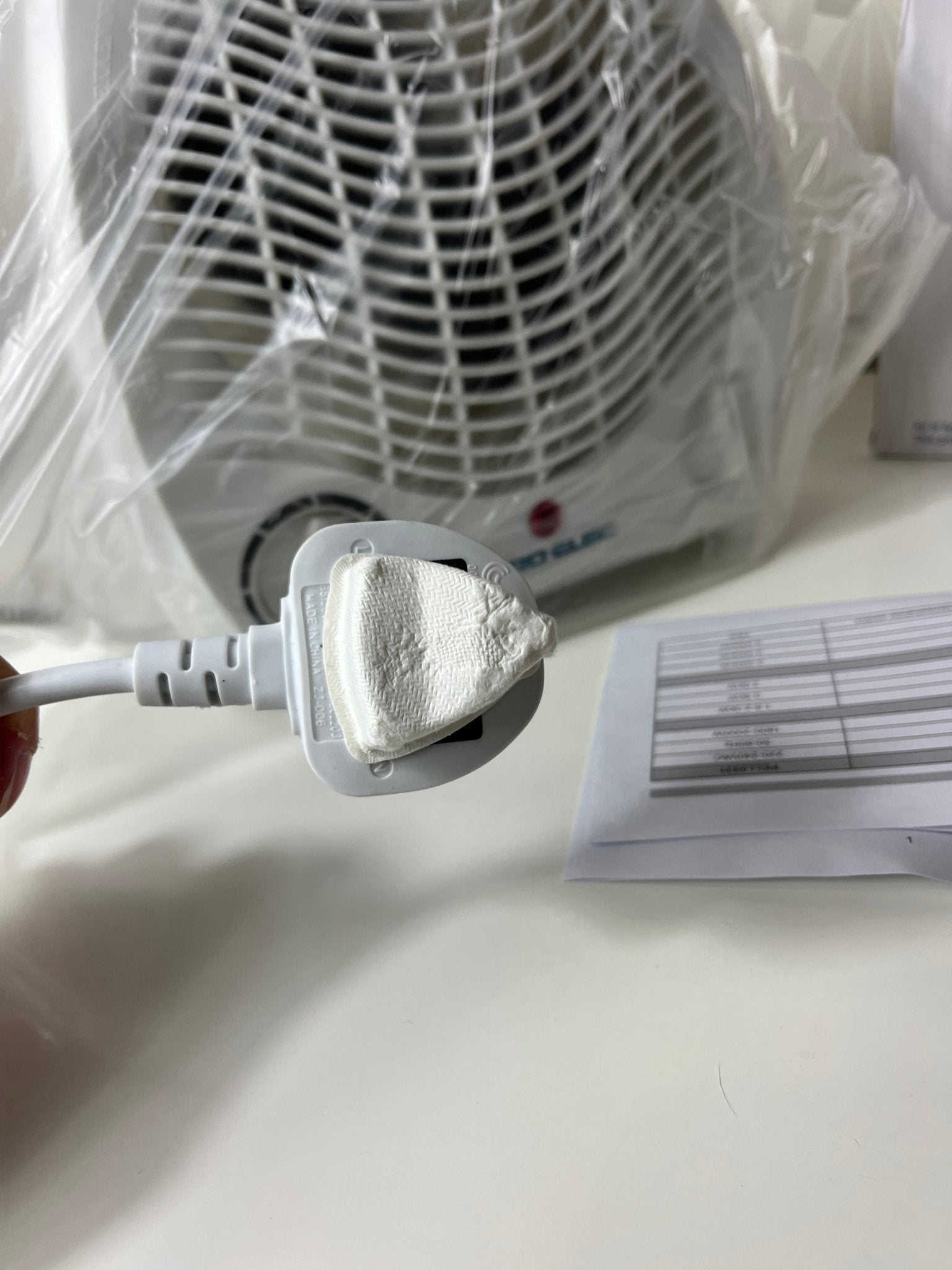 „Pro - Elec“ elektrinis šildytuvas - Daiktų atokvėpis