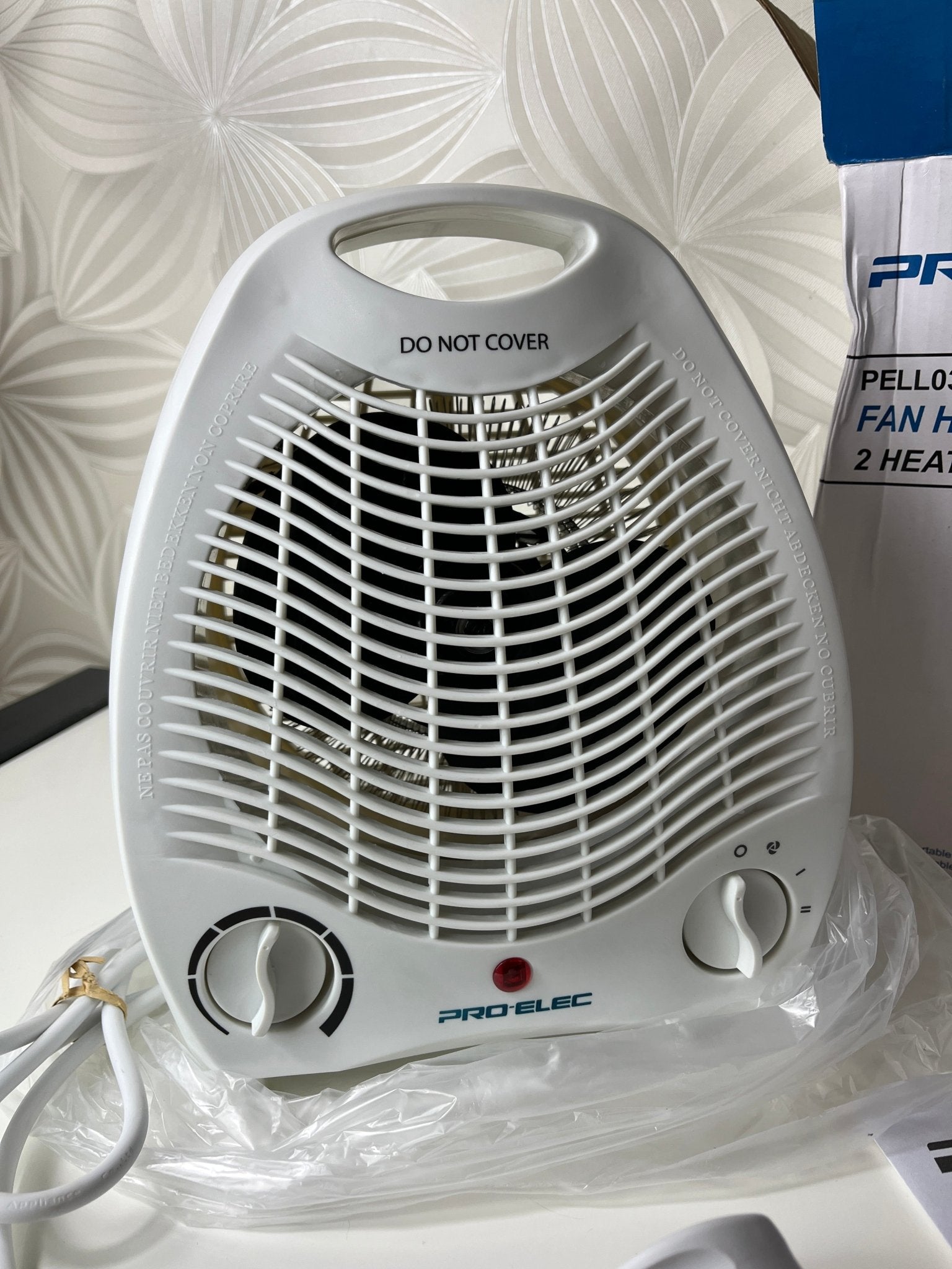„Pro - Elec“ elektrinis šildytuvas - Daiktų atokvėpis