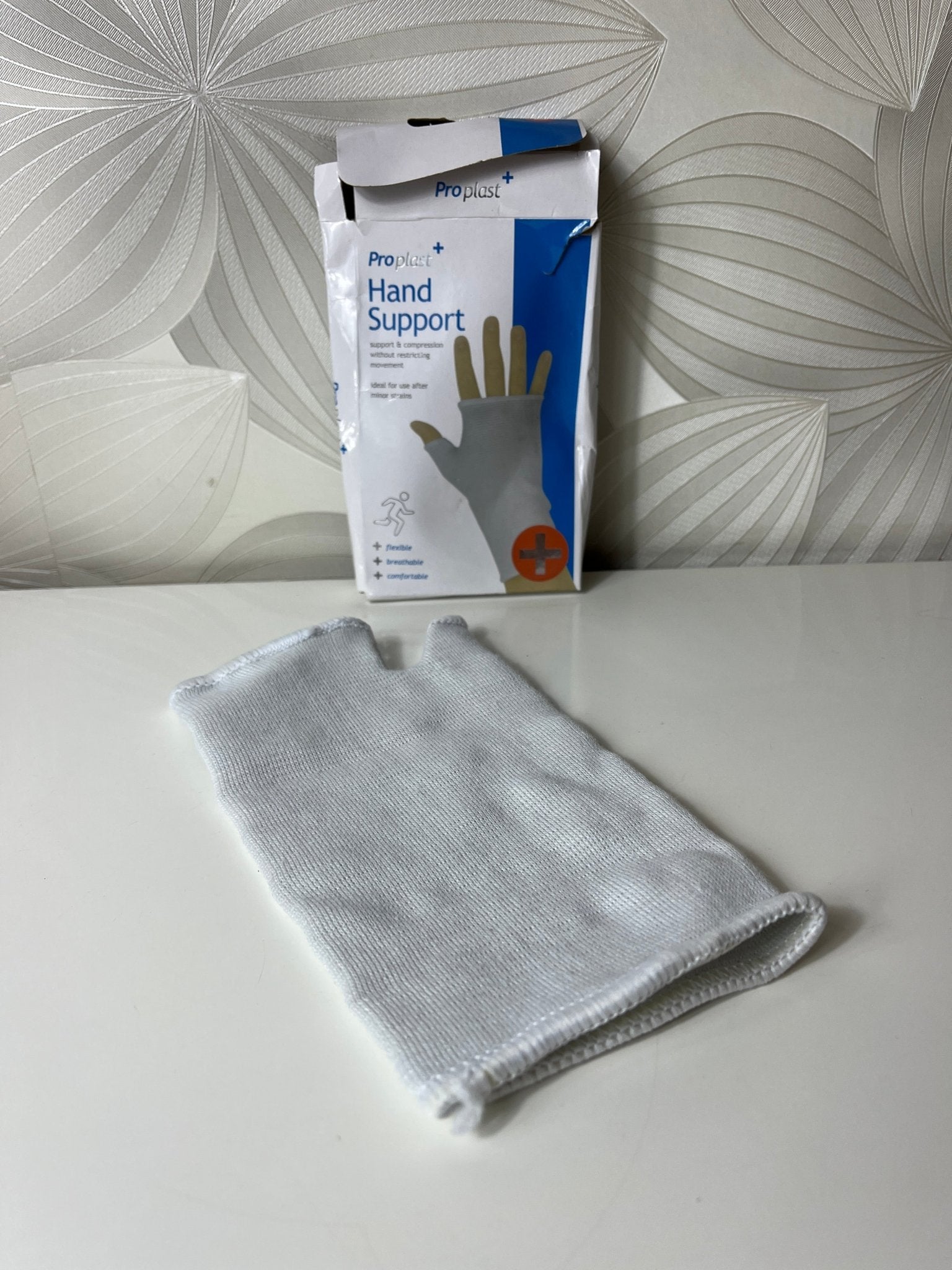 Rankos įtvaras „Proplast+ Hand Support“ - Daiktų atokvėpis