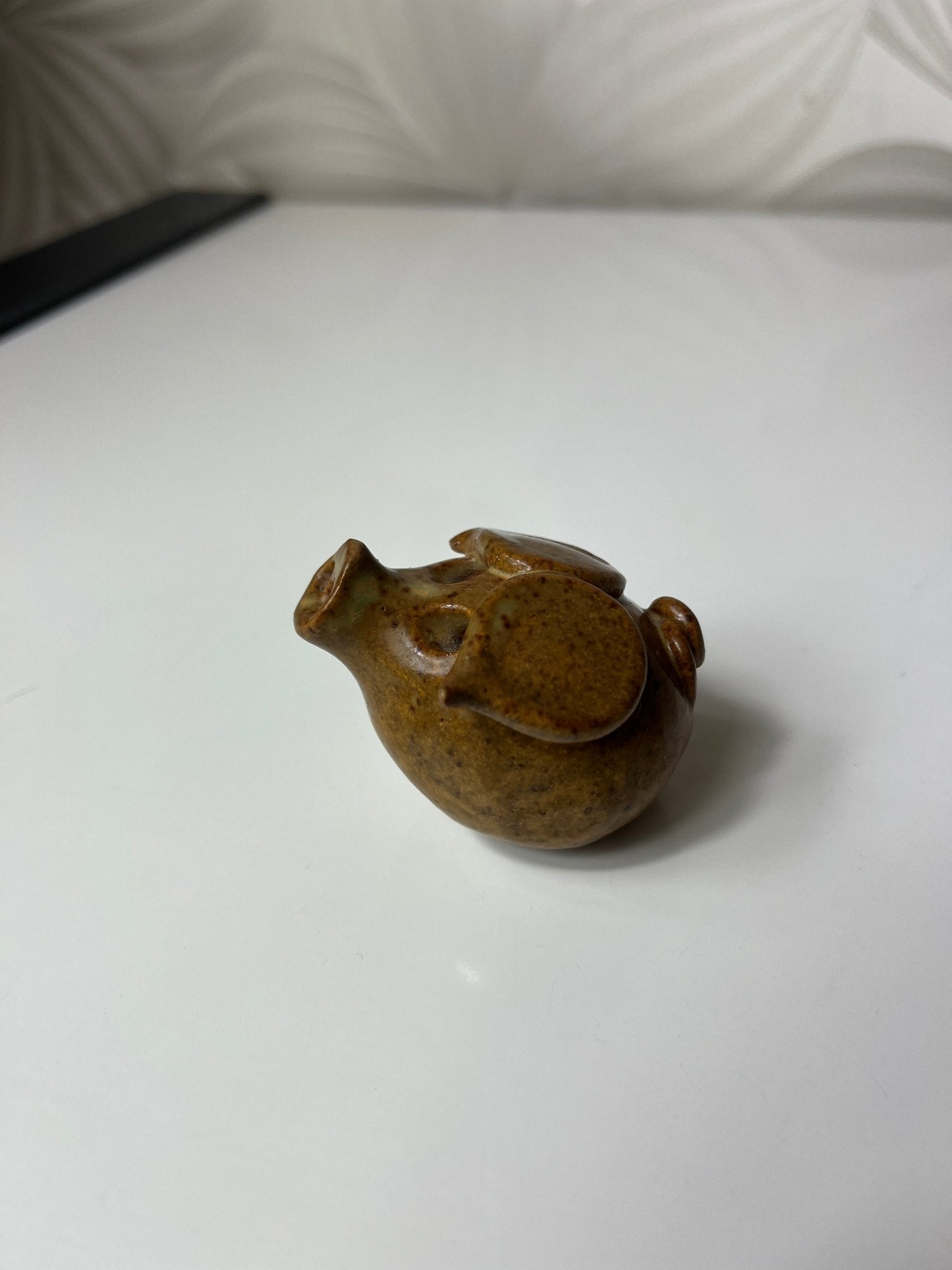 Rankų darbo keramikinė kiaulės figūrėlė - Daiktų atokvėpis