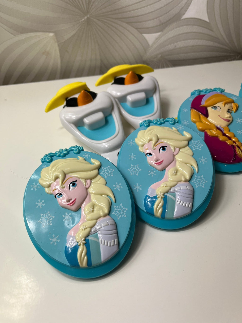 Segtukai rankšluosčiams „Frozen“ tematika - Daiktų atokvėpis