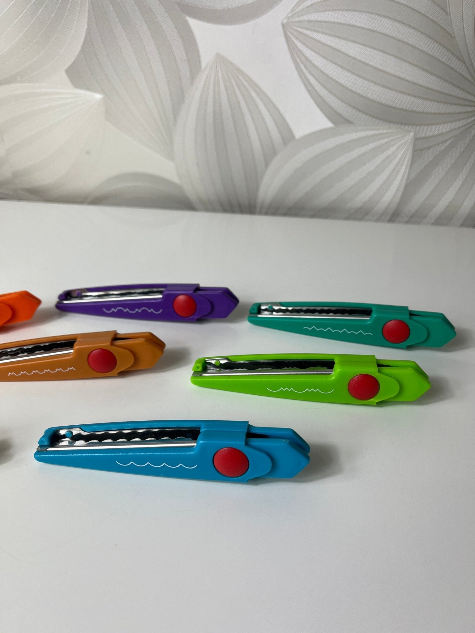 Spalvotų žirklių rankdarbiams antgaliai - Daiktų atokvėpis