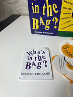 Stalo žaidimas “Who's in the Bag?” - Daiktų atokvėpis