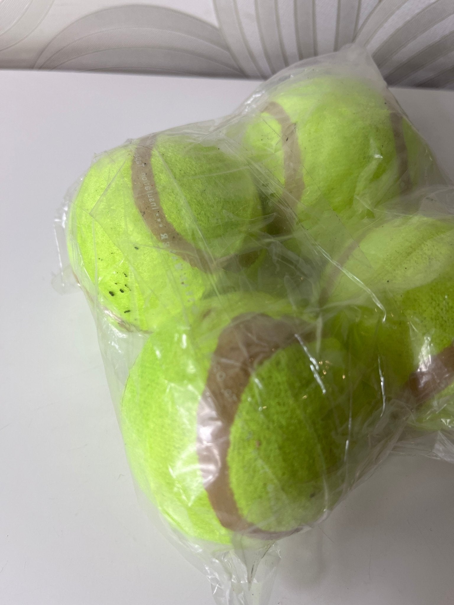 Teniso kamuoliukai (4 vnt.) - Daiktų atokvėpis