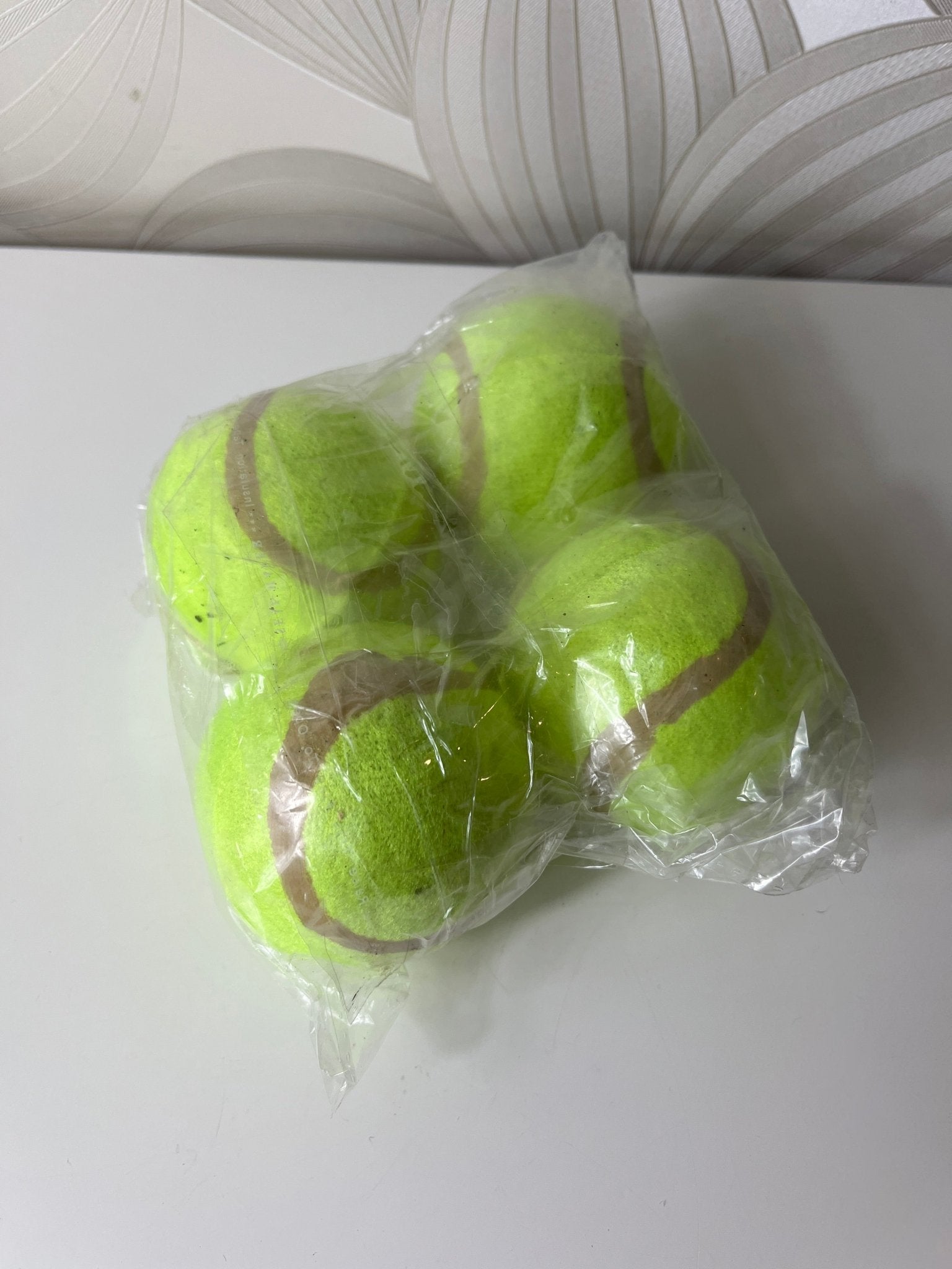 Teniso kamuoliukai (4 vnt.) - Daiktų atokvėpis