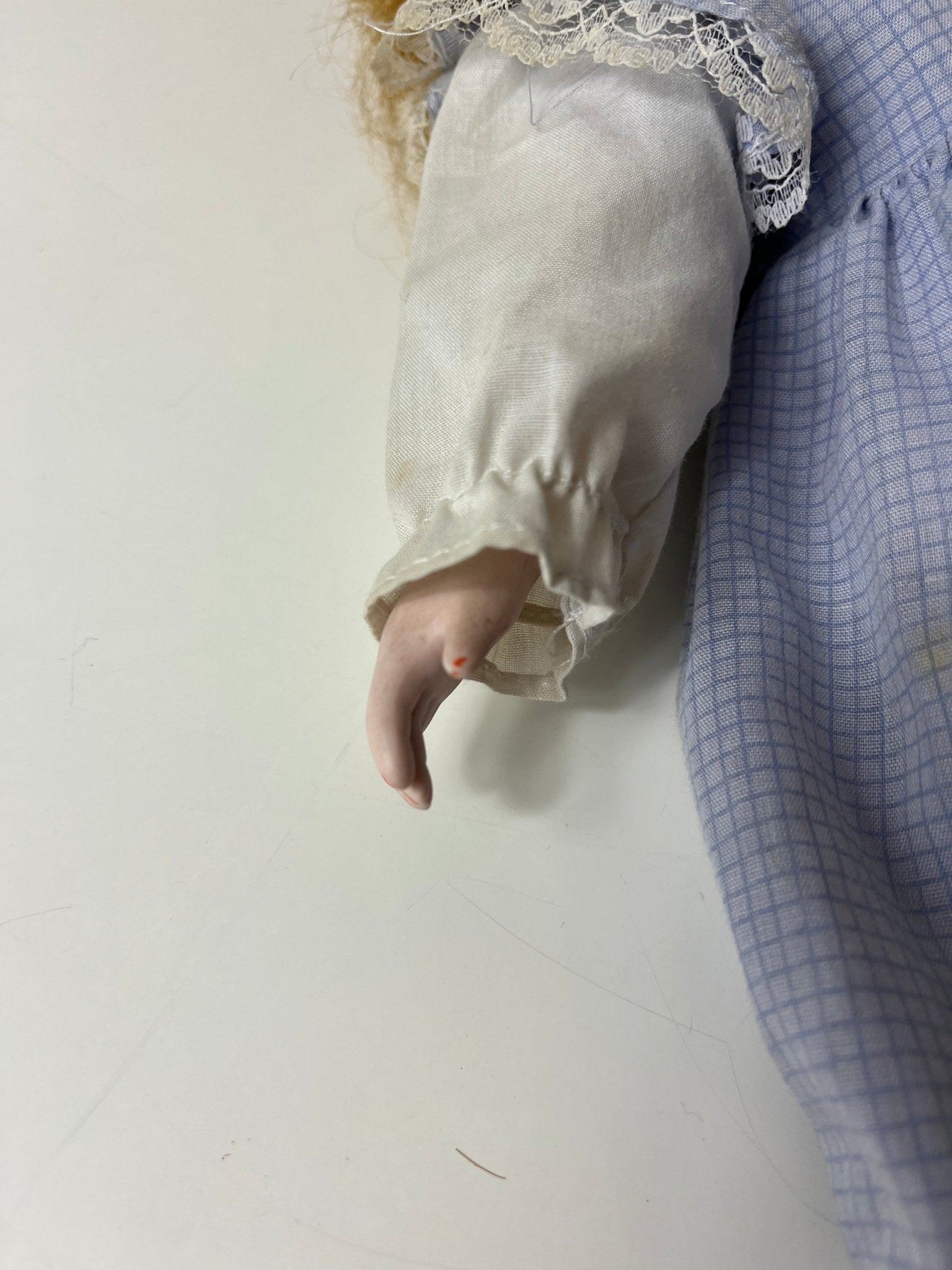 Vintažinė porcelianinė lėlė - Daiktų atokvėpis