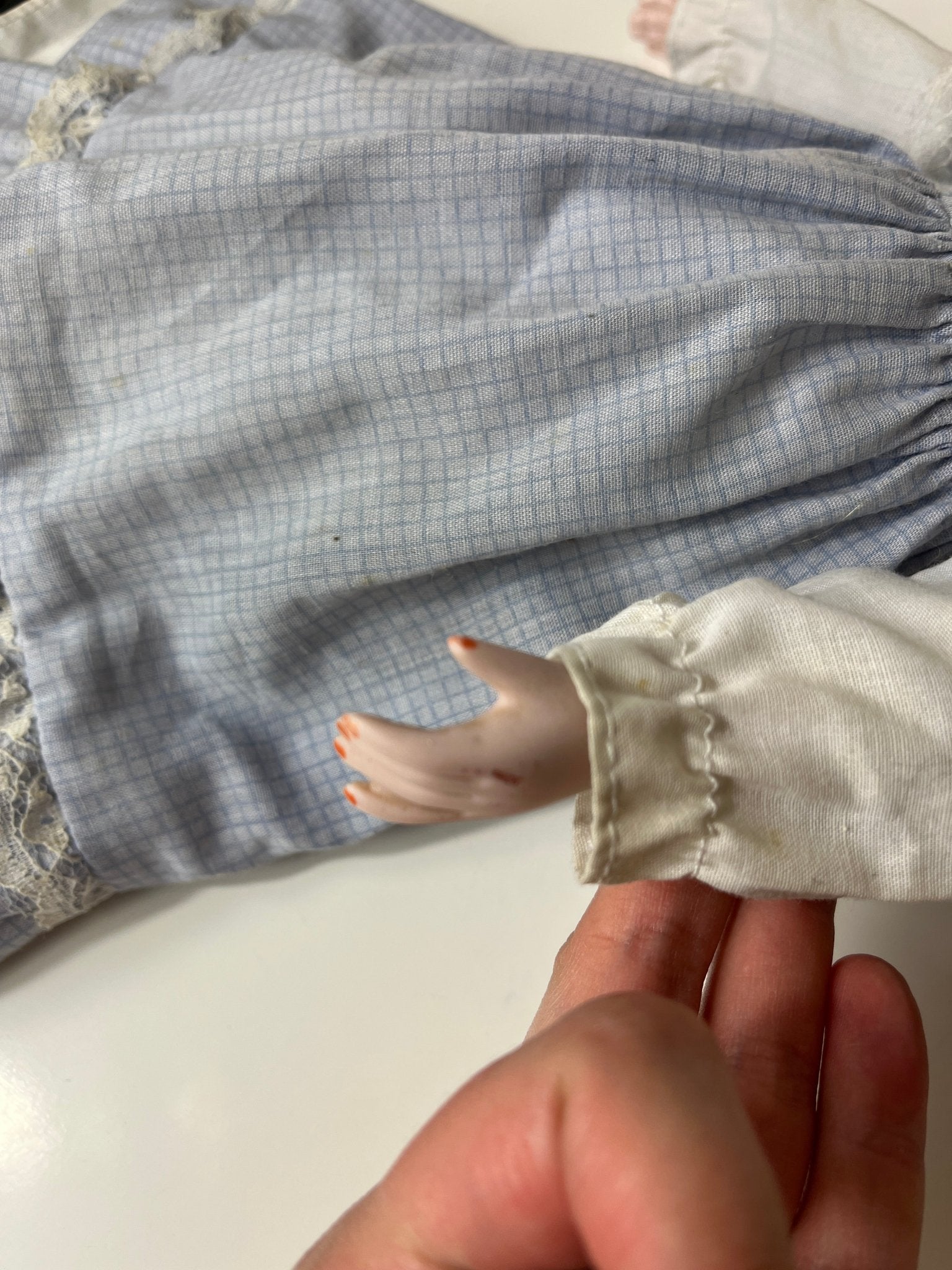 Vintažinė porcelianinė lėlė - Daiktų atokvėpis