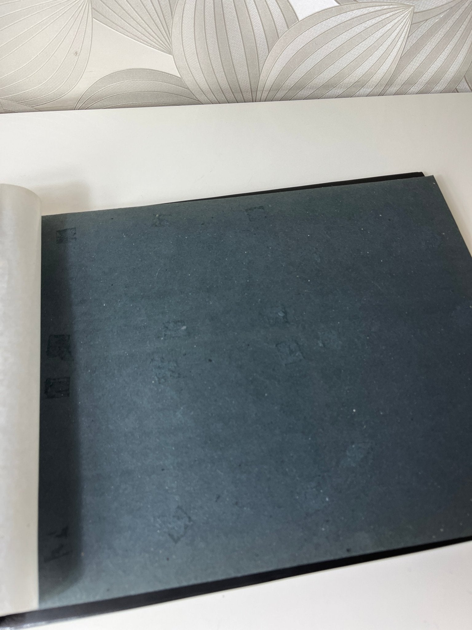 Vintažinis lakuotas nuotraukų albumas - Daiktų atokvėpis