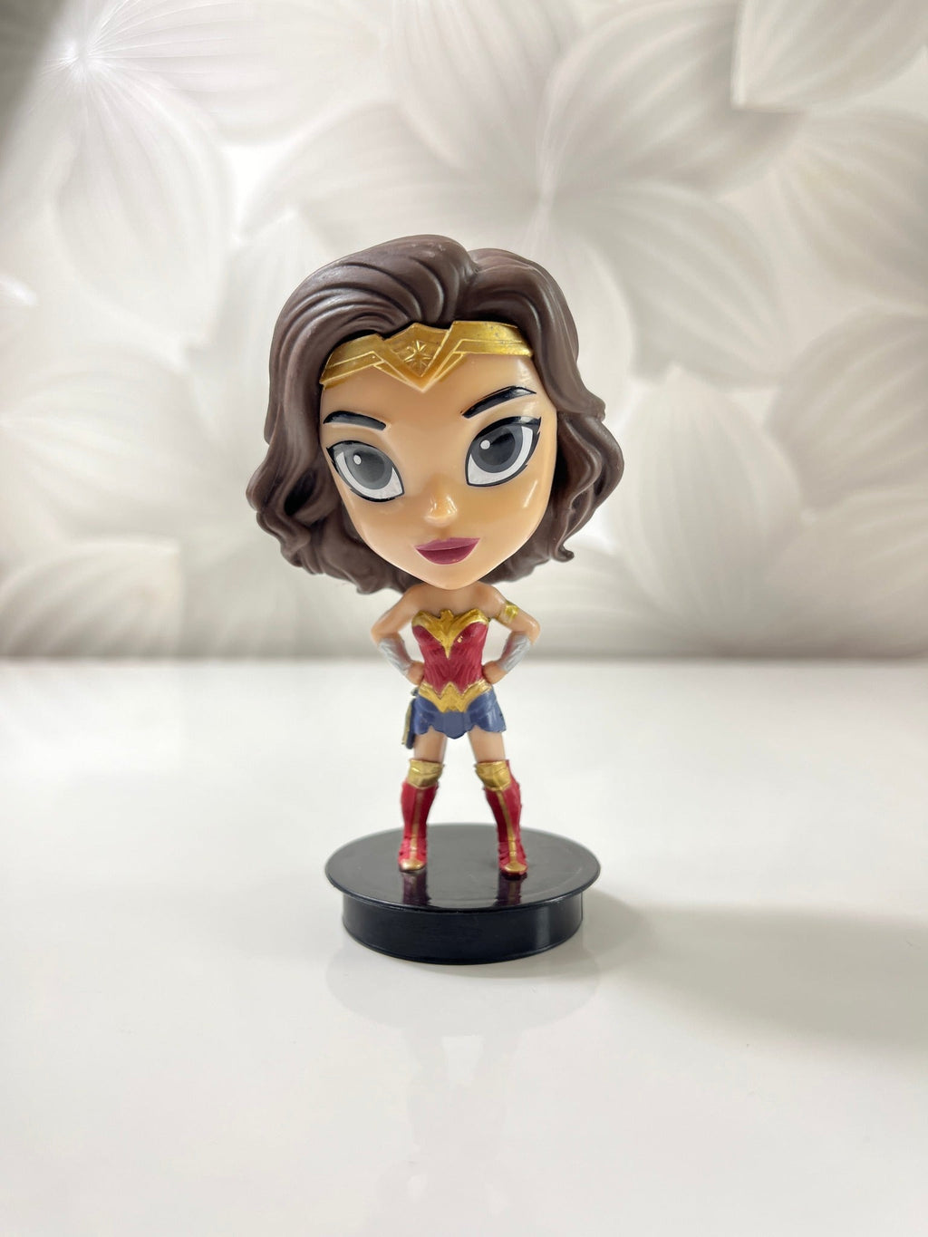 „Wonder Woman“ figūrėlė - Daiktų atokvėpis